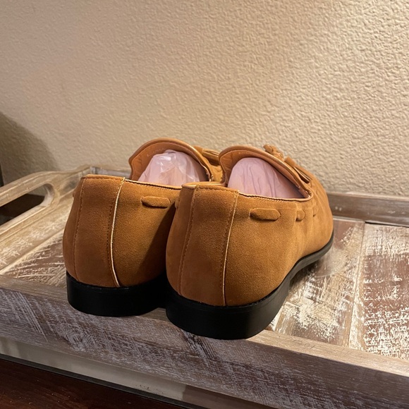 NEW! Classic Men’s Slip-On Tassel Loafers Brown Suede Leather Size 11 main image 9